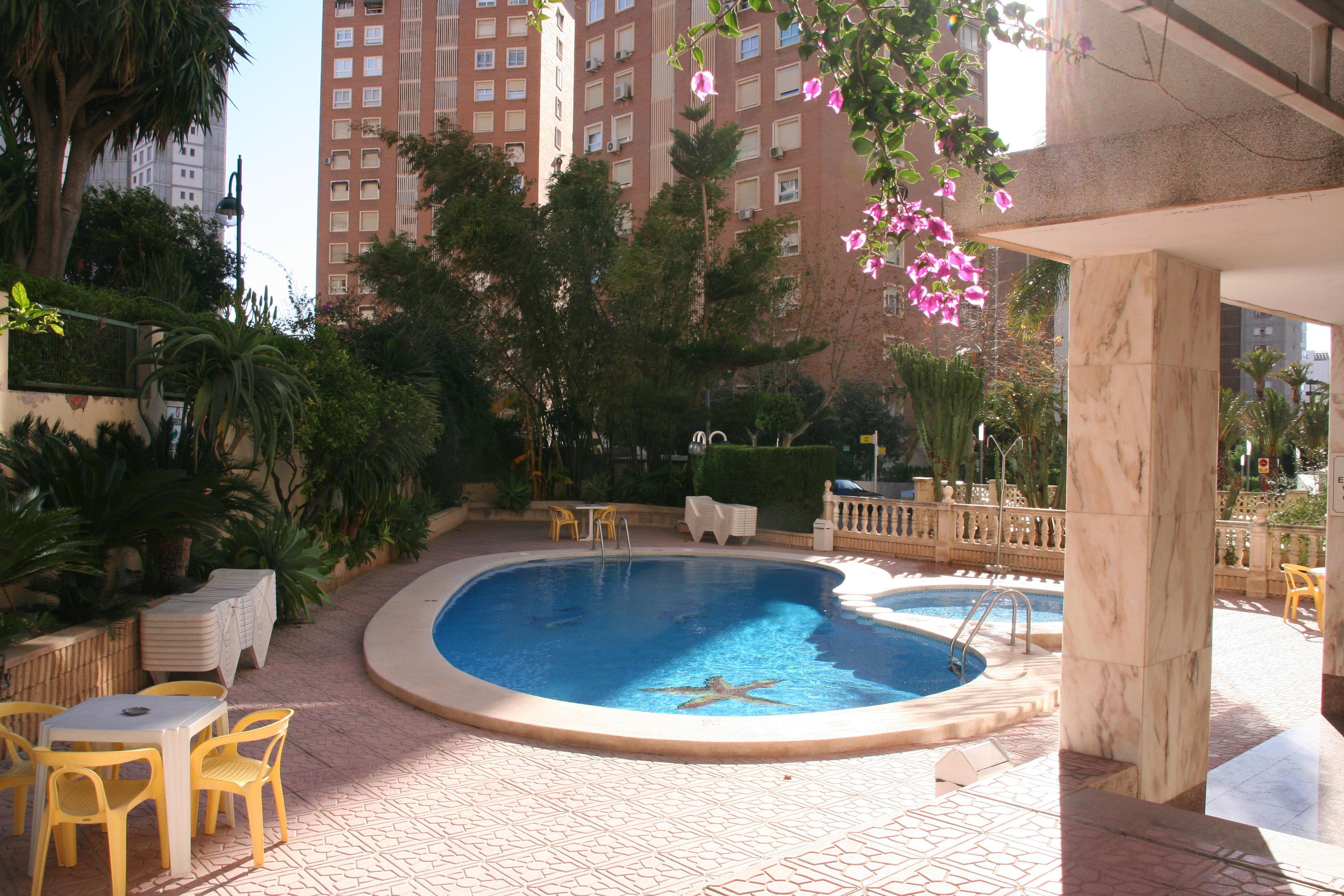 Apartamentos Maria Victoria Benidorm Exterior photo